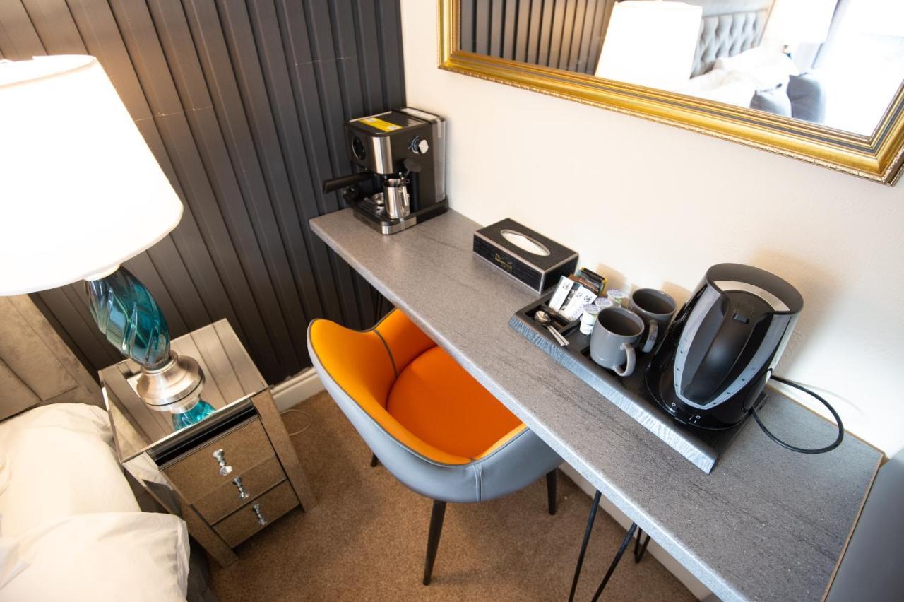 The Ambleside Apartments - Self Catering With Private Kitchen - Best For Location Kültér fotó