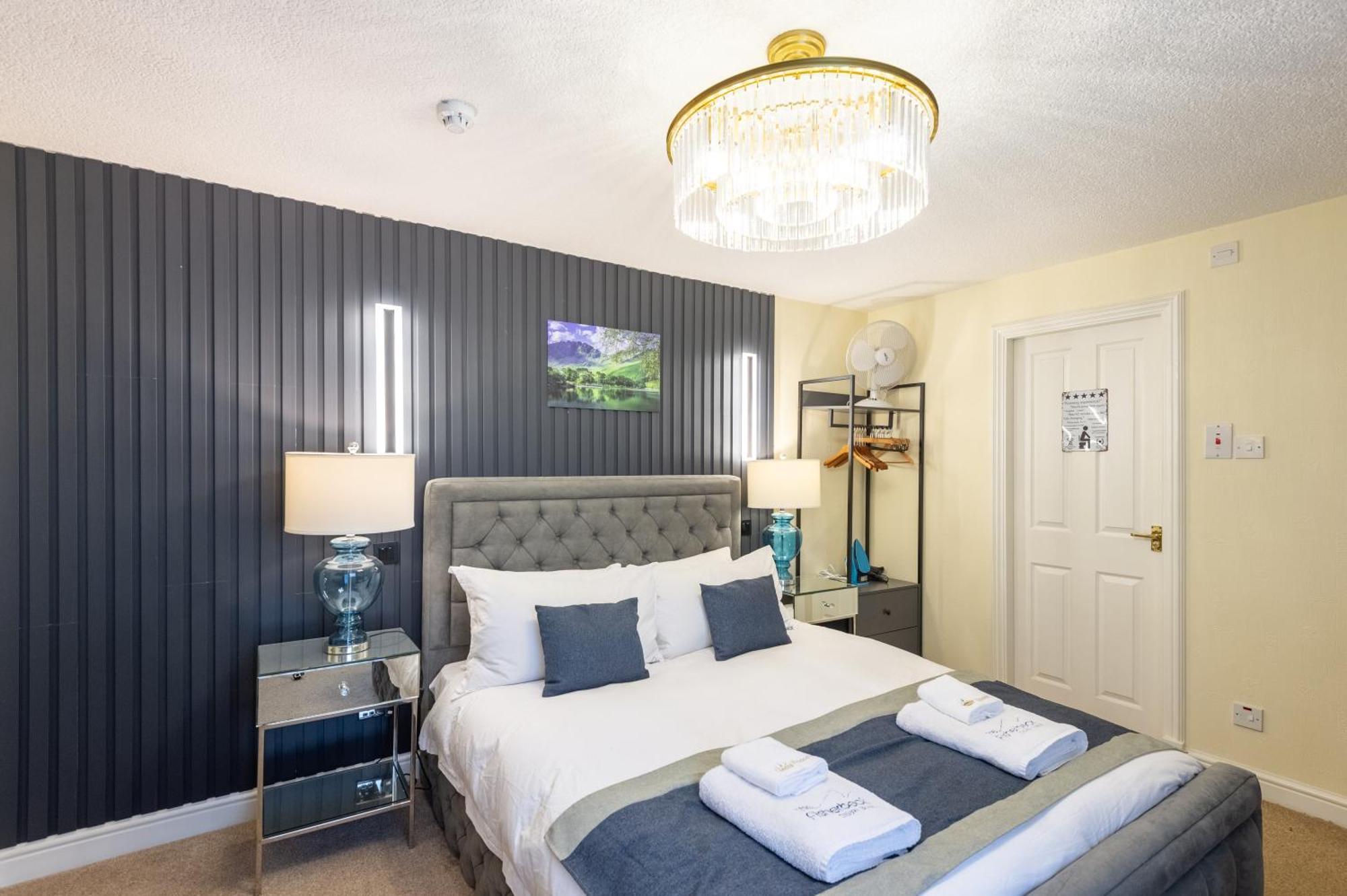 The Ambleside Apartments - Self Catering With Private Kitchen - Best For Location Kültér fotó
