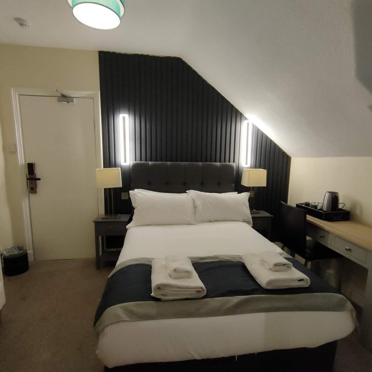 The Ambleside Apartments - Self Catering With Private Kitchen - Best For Location Kültér fotó
