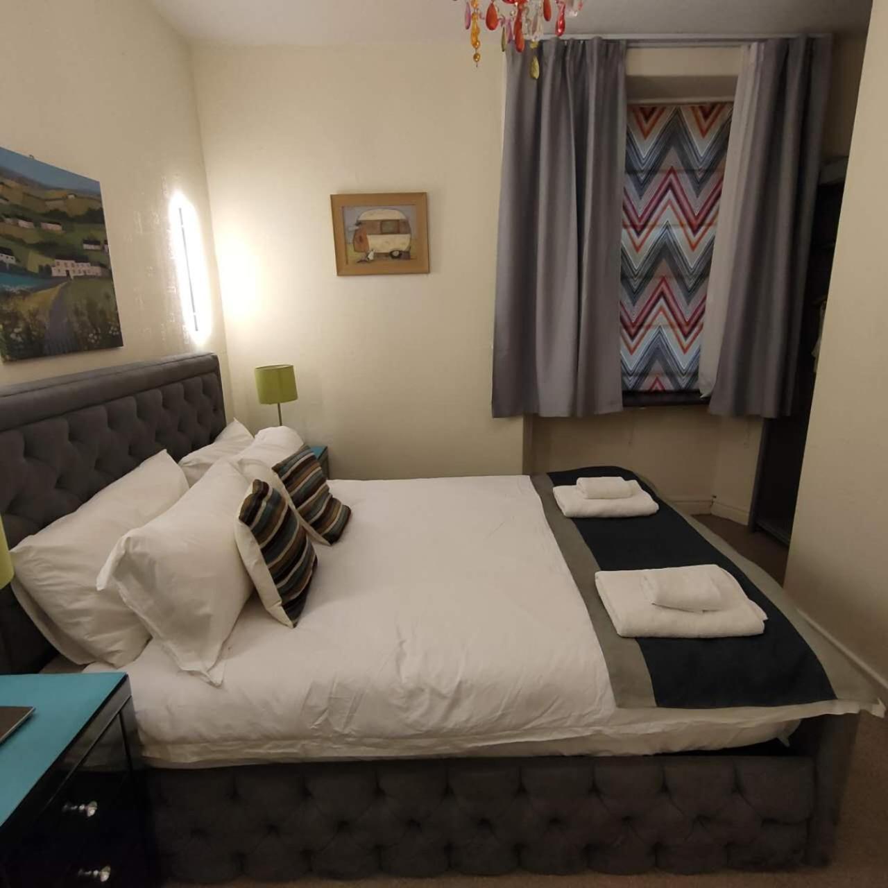 The Ambleside Apartments - Self Catering With Private Kitchen - Best For Location Kültér fotó